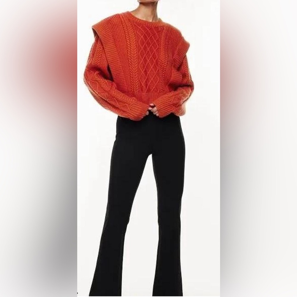 Aritzia Babaton Seek Sweater Cable-knit shoulder pad sweater NWOT